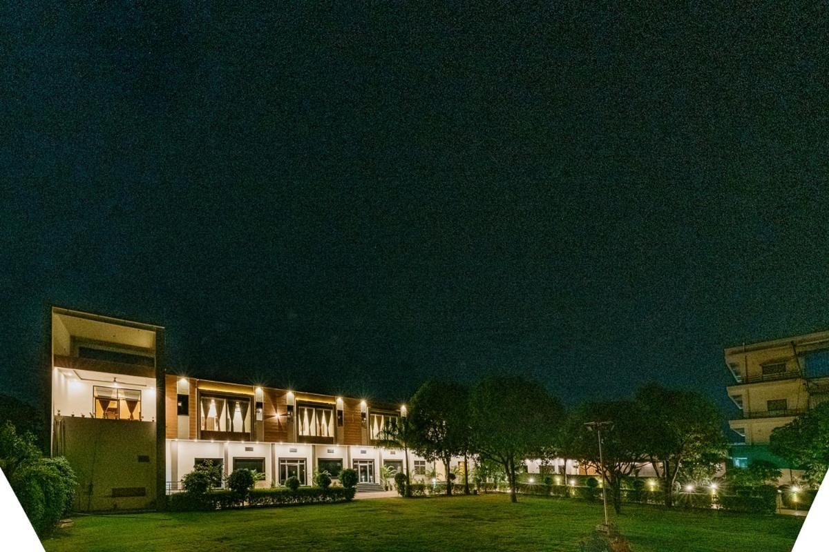 Aditya Palace Pushkar Exterior photo